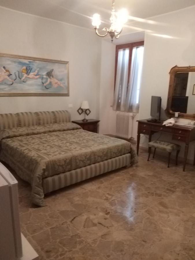 Antica Casa Di Famiglia 호텔 카스틸리오네델라고 외부 사진
